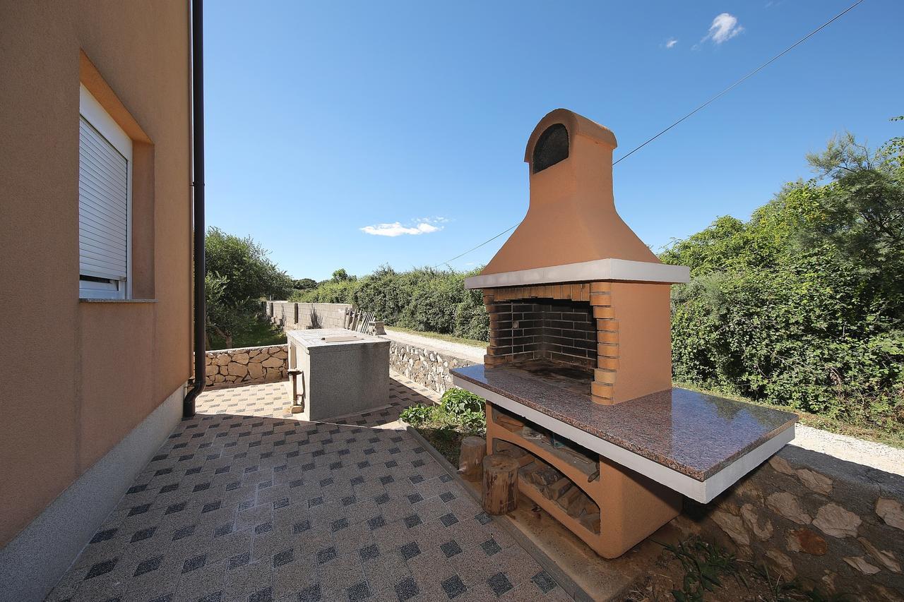 Apartment Sapavac Vir Exterior photo